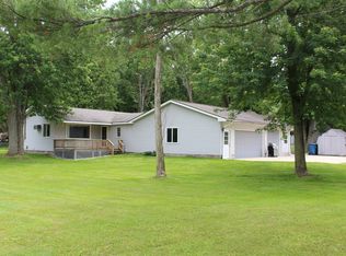 303 S Leslie Lee Dr, Midland, MI 48640
