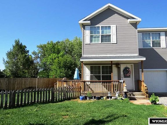 2nd image of 716 N 1st St