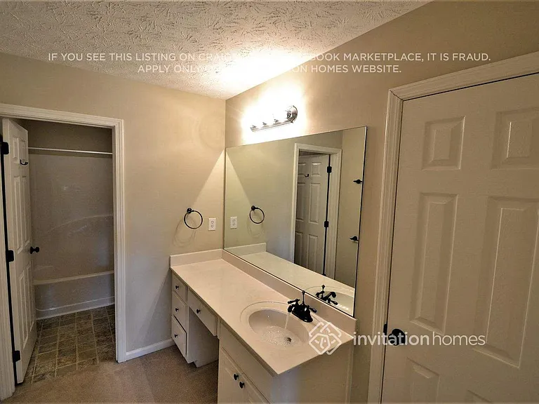 1038 Fountain Lakes Ct — Photo 8