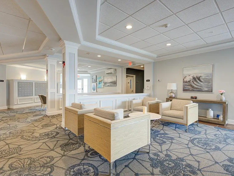 Villa Capri Apartment Homes — Photo 25