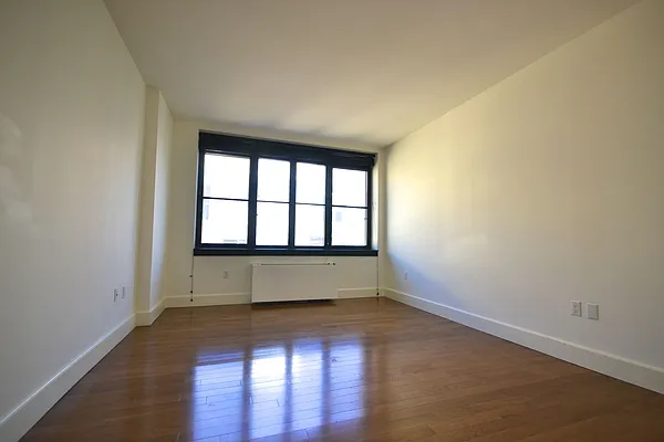 Rented by Bold New York | media 66