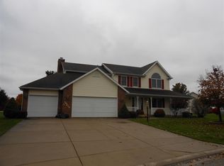 14210 Taddington Dr, Granger, IN 46530