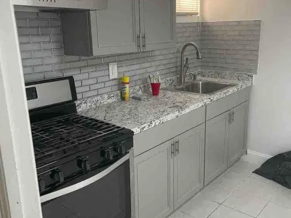 (undisclosed Address), Oakland Gardens, NY 11364