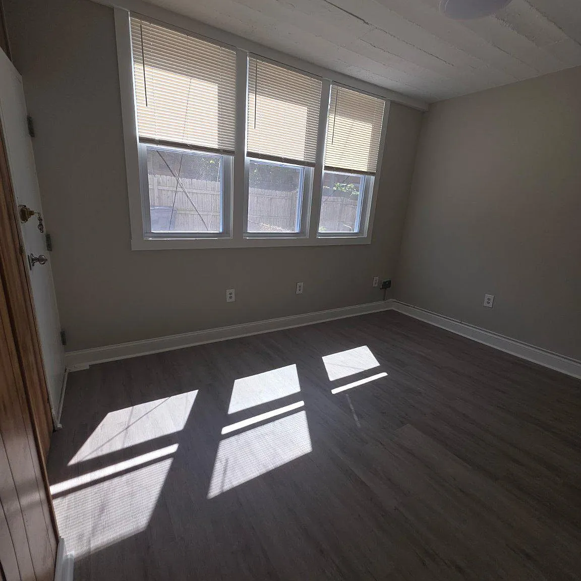 2 bed, 800 sqft, $1,450 — Photo 3