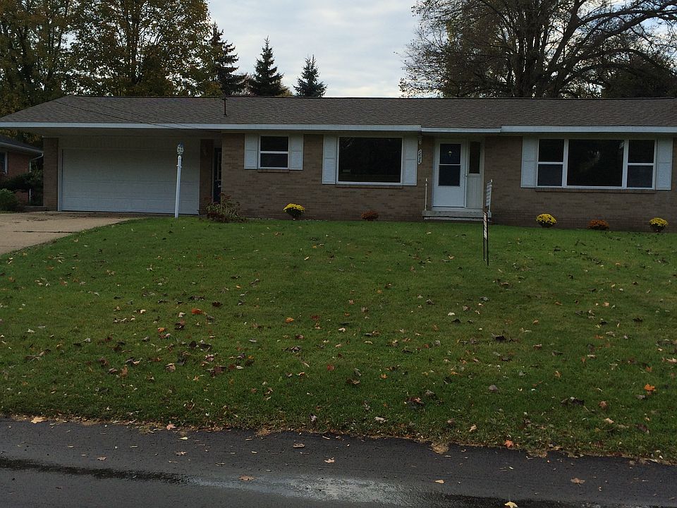 1st image of 1696 Bridle Creek Dr SE