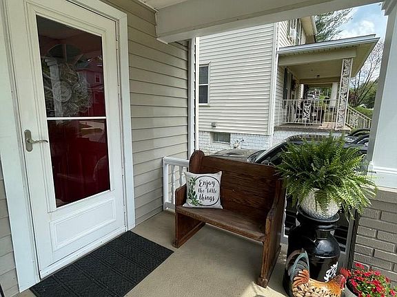 5th image of 1059 28th St