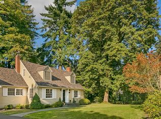 1875 Crest Dr, Lake Oswego, OR