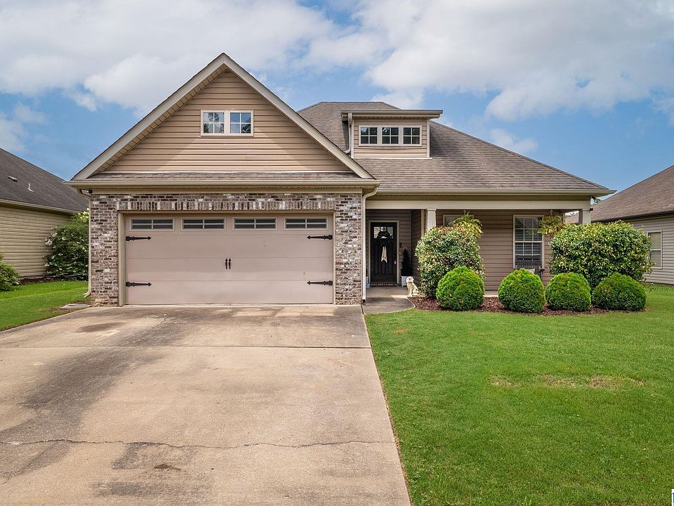 1st image of 156 Stonebriar Dr
