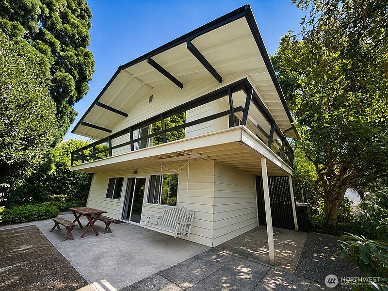 2nd image of 1107 Sequalish Street