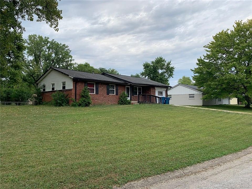 2nd image of 1748 Shawnee Rd