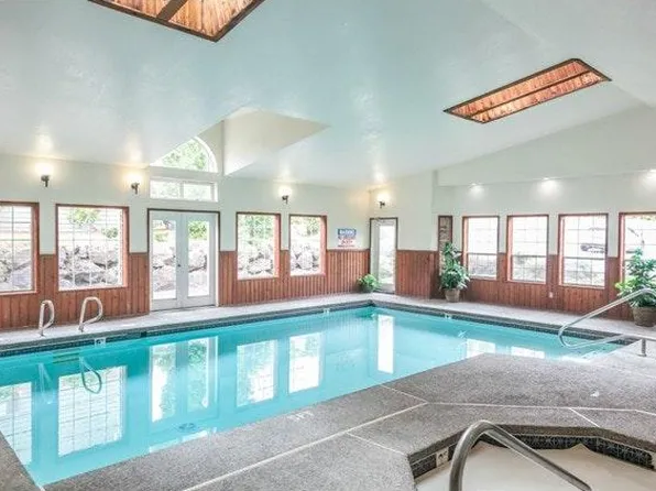 16817 Larch Way E APT C106, Lynnwood, WA 98037