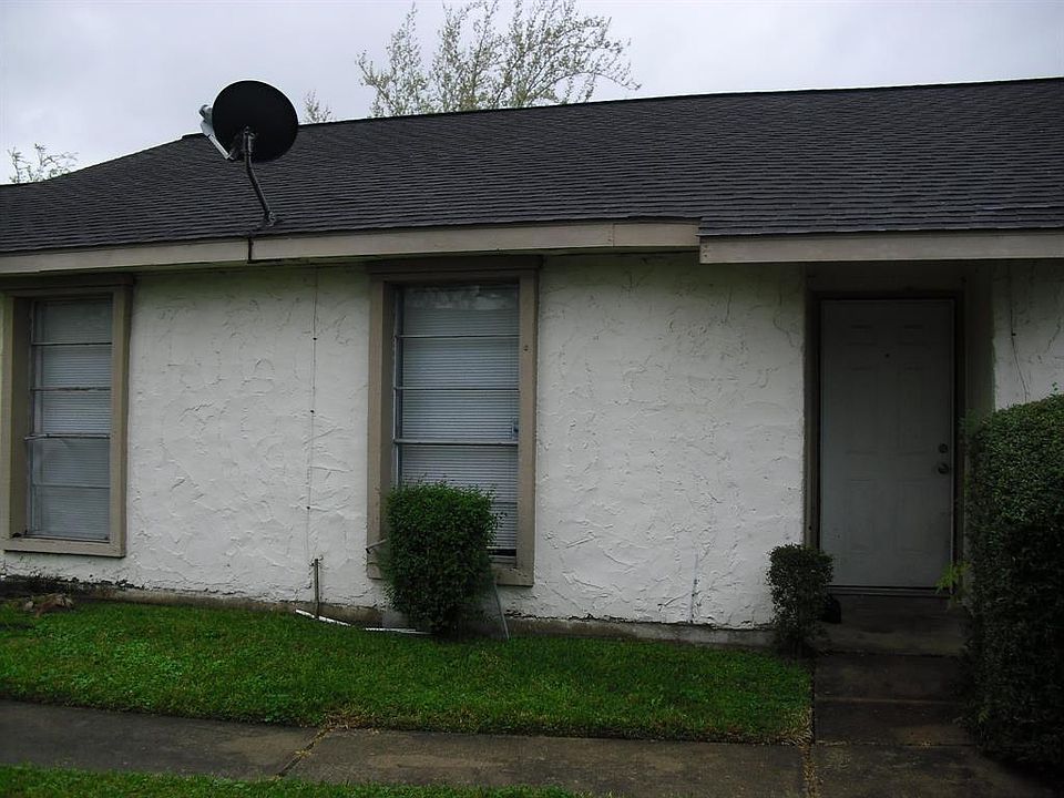 1st image of 6877 Chasewood Dr