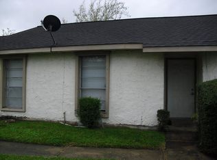 6877 Chasewood Dr, Missouri City, TX 77489