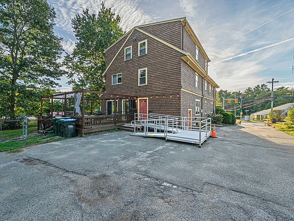 4th image of 305 S Franklin St