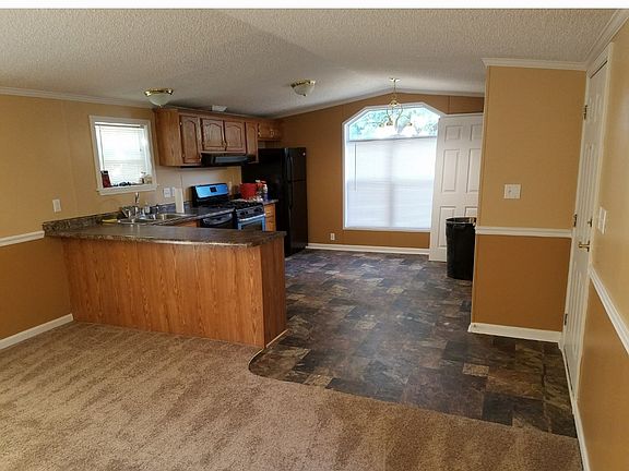 2nd image of 3033 12th Ave