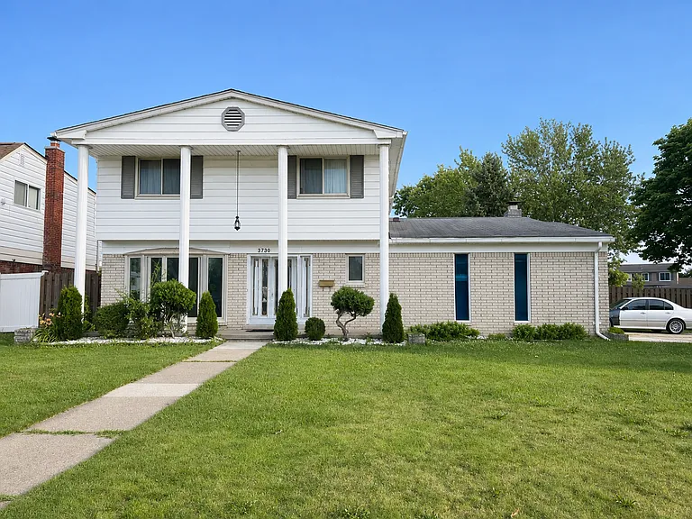 3730 Barbara Dr — Photo 1