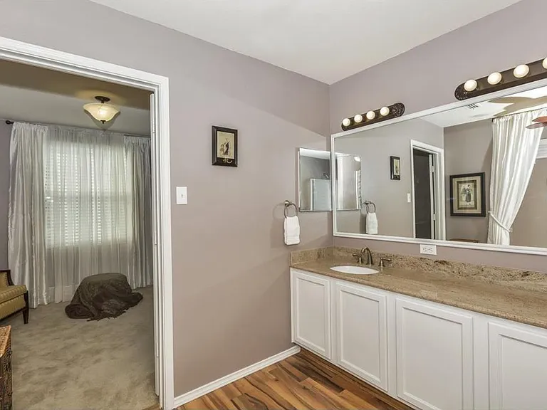 2912 Lake Terrace Dr — Photo 17