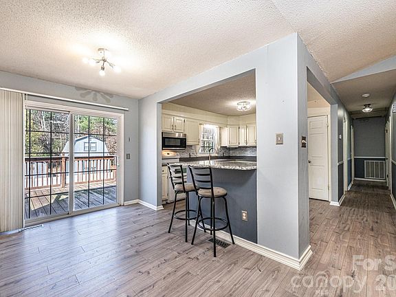 3rd image of 2681 Tumbleweed Dr
