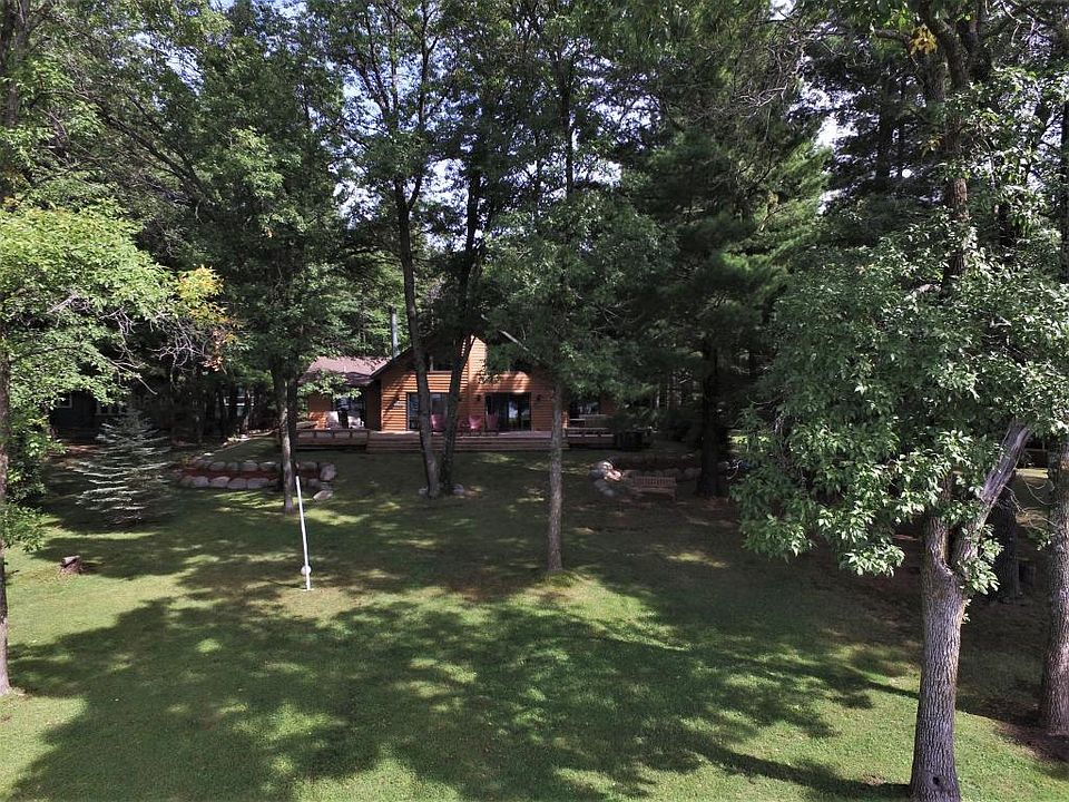 1st image of 25227 Davison Ave