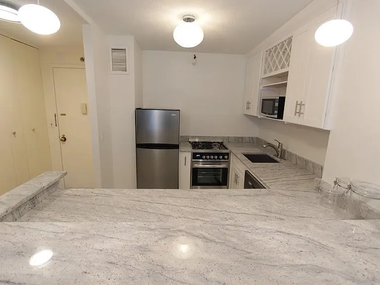 151 Tremont St #12U — Photo 5