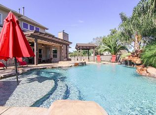 601 Northfield Dr, Friendswood, TX 77546