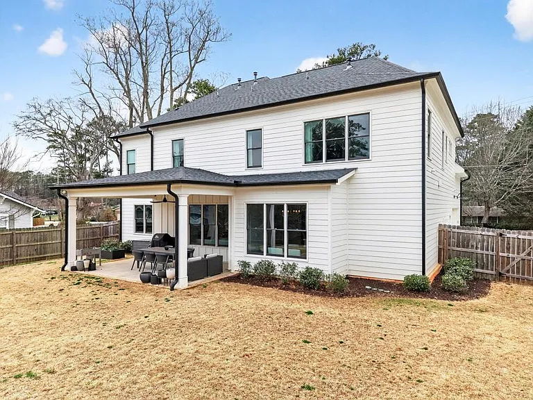 3937 N Cooper Lake Rd SE — Photo 49