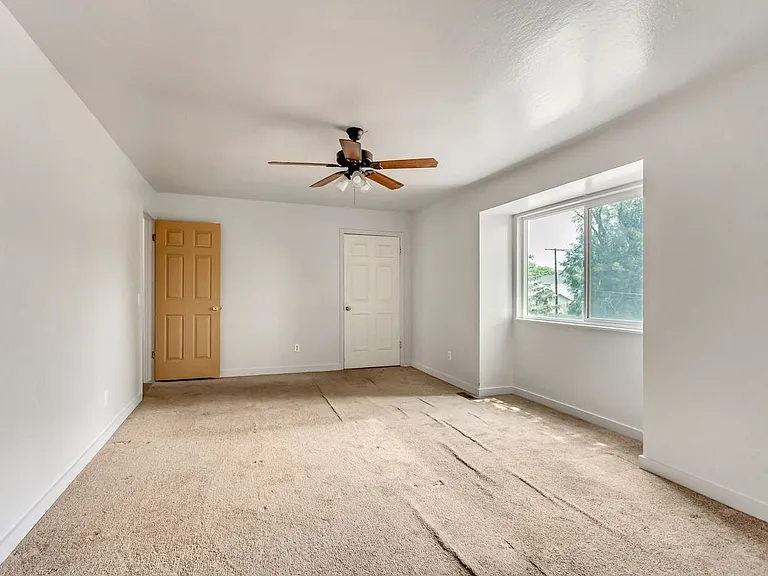 505 E Mansfield Ave — Photo 13