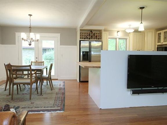 5th image of 3701 Harmony Ct