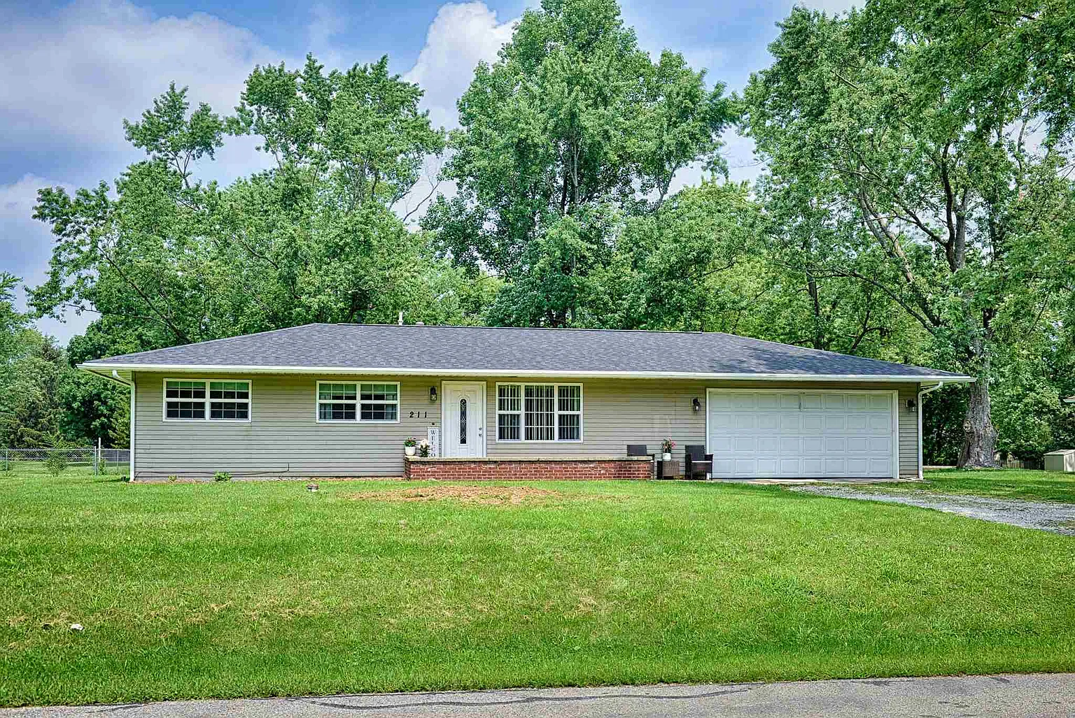 211 Ra Mar Dr photo 1