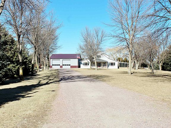 5th image of 408 Dairy Ln