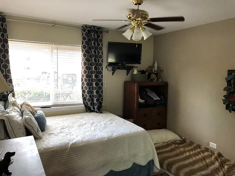 707 E Falcon Dr #110 — Photo 16