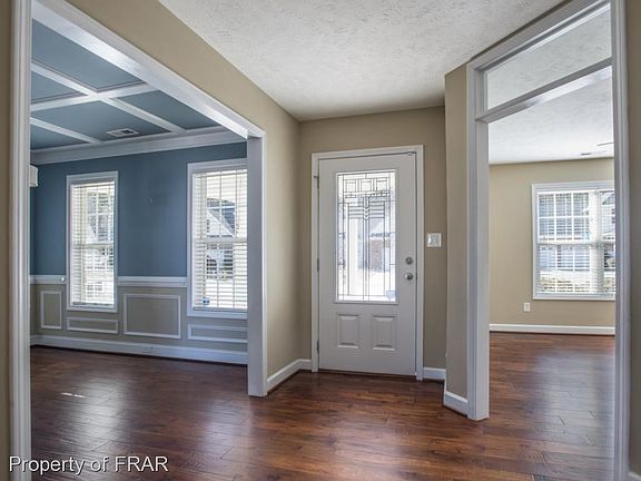 4th image of 572 Thorncliff Dr
