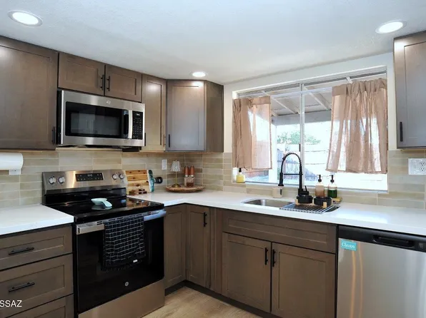 1001 N Constitution Dr, Tucson, AZ 85748