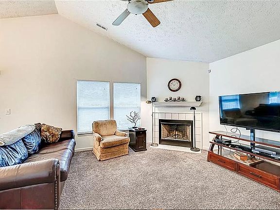 3rd image of 13320 White Granite Dr Unit 600