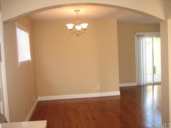 3rd image of 4119 W 175th St