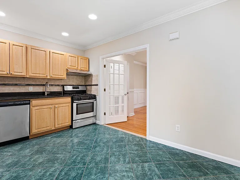204 Dodd St #2 — Photo 5