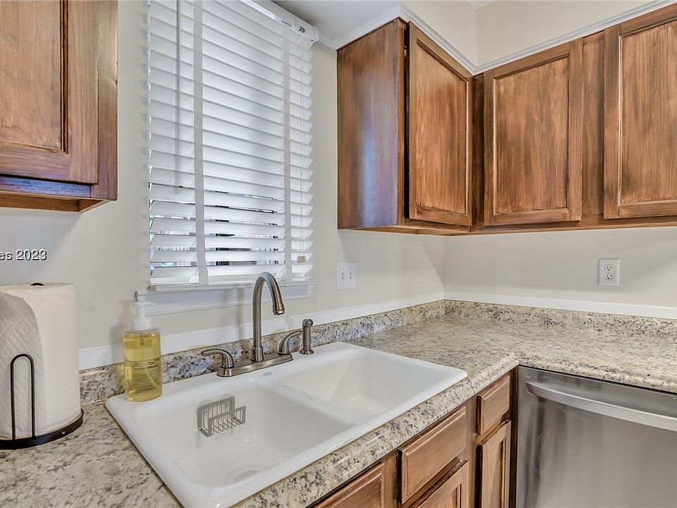 156 Dillon Rd APT 210, Hilton Head Island, SC 29926 Zillow