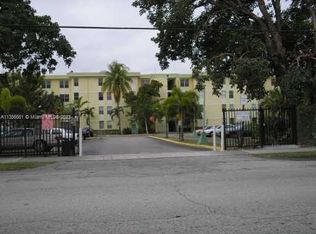 1875 W 56th St APT 104, Hialeah, FL 33012