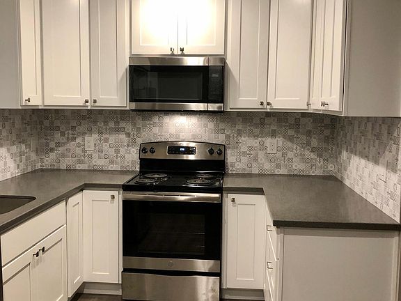 3rd image of 1607 Melody Ln #2