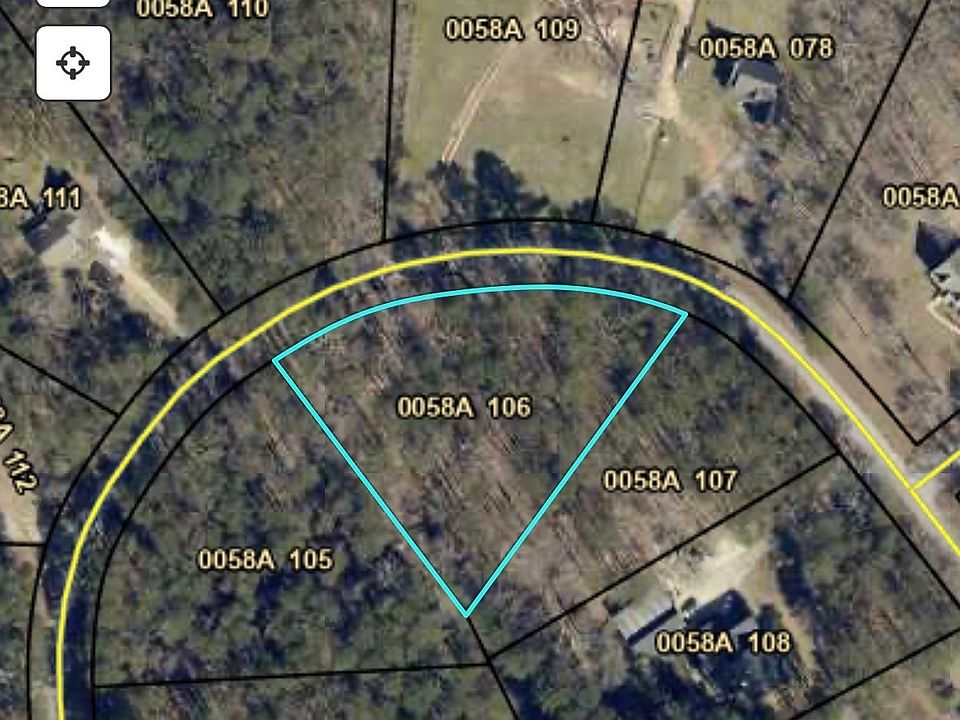 2nd image of 635 Lake Cir