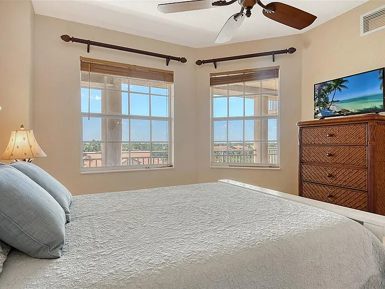 5100 Jessie Harbor Dr #504 — Photo 42