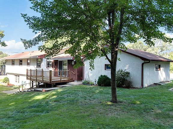 2nd image of 1684 Frost Ave E