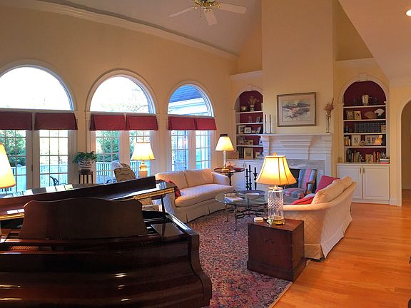 Living room, gas fireplace.