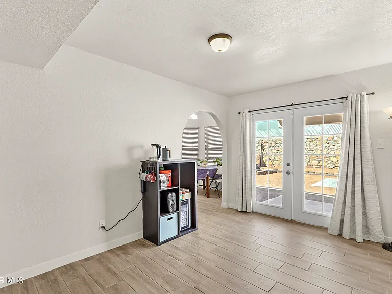 10925 Ernie Banks Dr — Photo 7