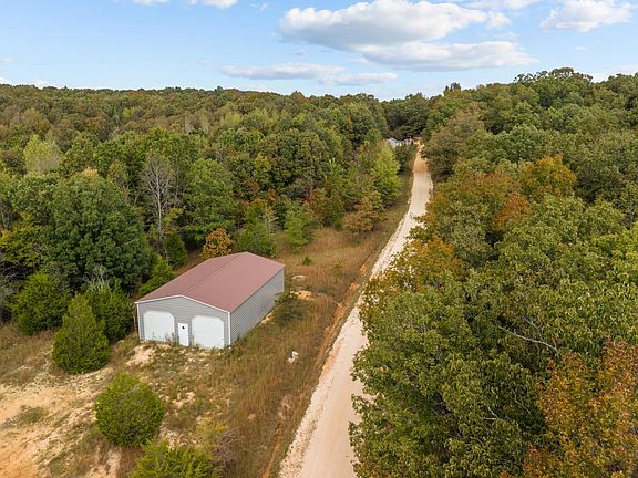 3rd image of 2294 Dogwood Rd