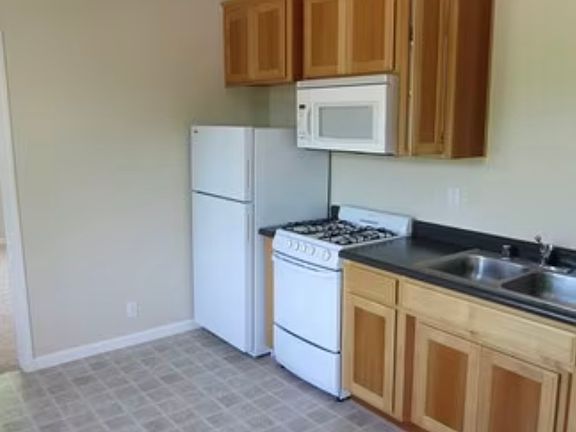 3rd image of 1881 E 8th St #270