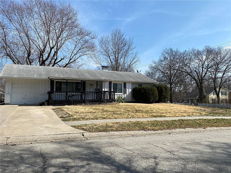 1st image of 13631 Bennington Ave