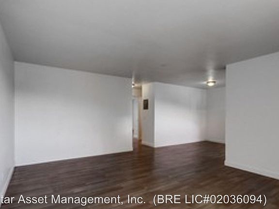 3rd image of 9109 Kenwood Dr APT 21