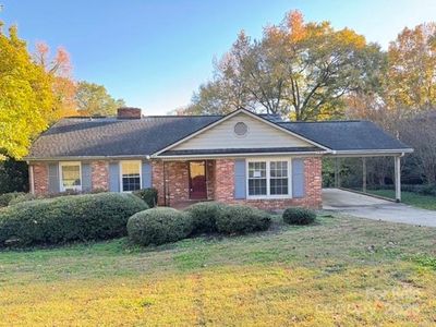 3251 Deerwood Dr, Gastonia, NC, 28054