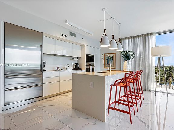 5th image of 9521 E Bay Harbor Dr Unit 602